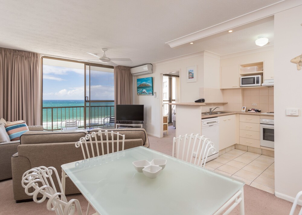 Apartment with Ocean View, 1 Bedroom - Living Area