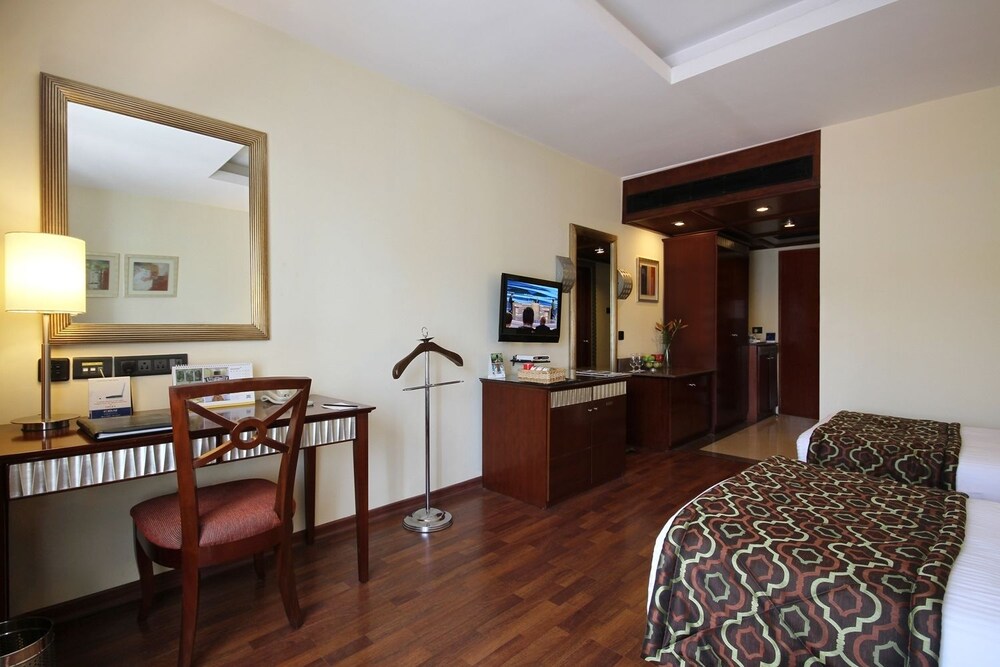 Guestroom View
