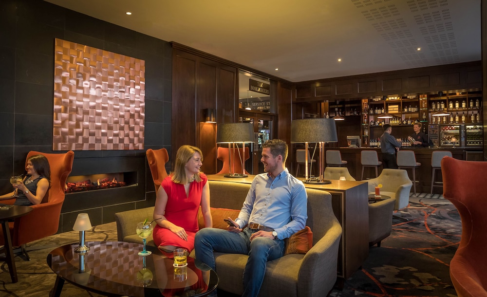 Hotel Bar