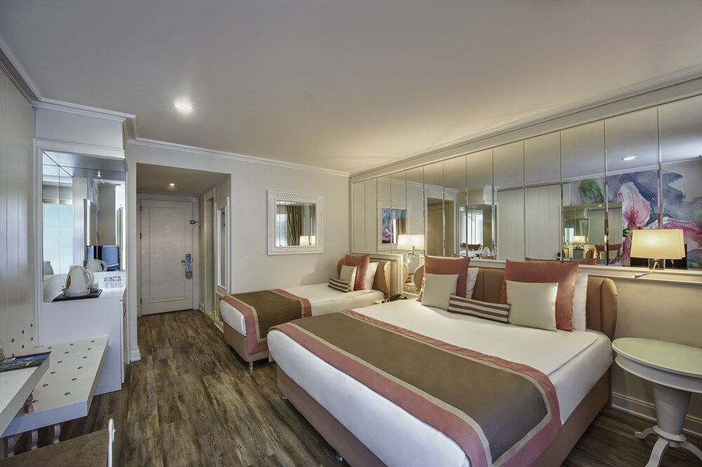 Room, Delphin Diva Premiere Hotel - All Inclusive