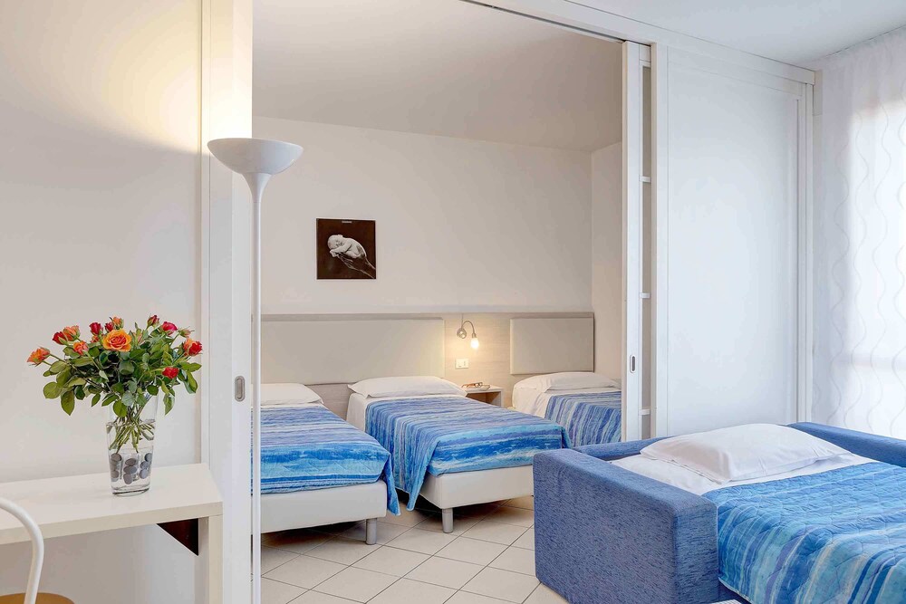 Superior Apartment - Guestroom View