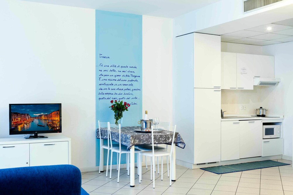 Deluxe Apartment - Living Area