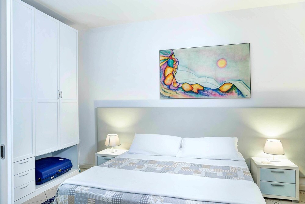 Deluxe Apartment - Guestroom View