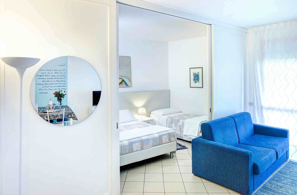 Deluxe Apartment - Living Area