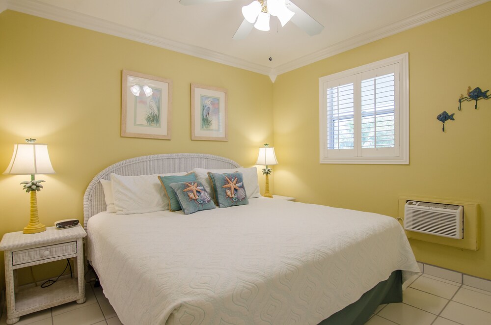 Condo, 1 Bedroom, Kitchen - Guestroom