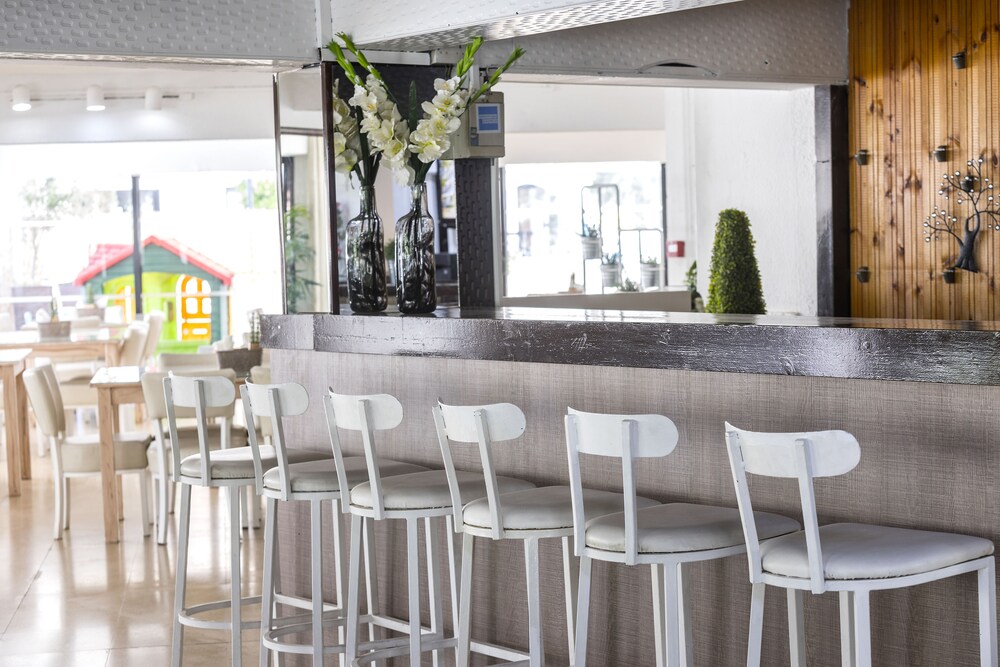 Hotel Lounge