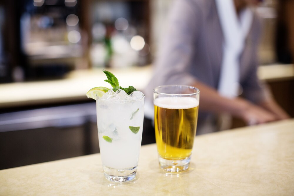 Hotel Bar