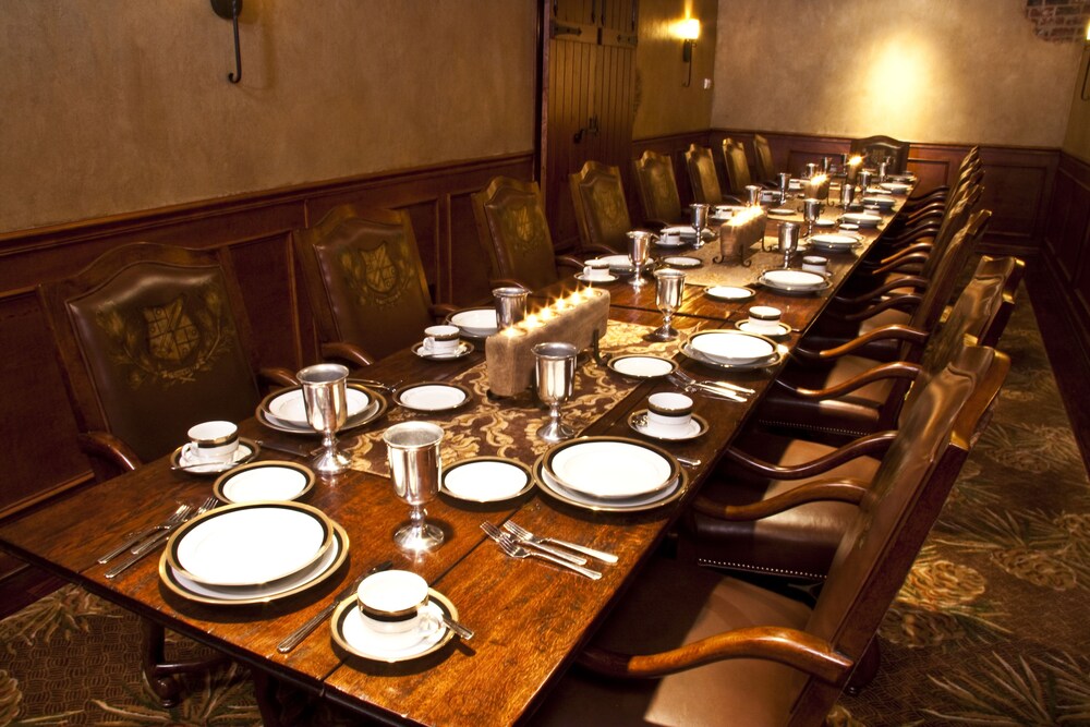 Executive Lounge