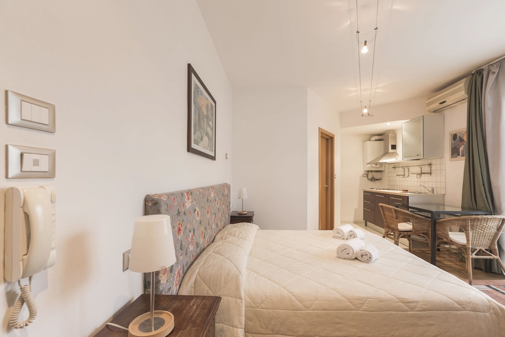 In-Room Kitchen