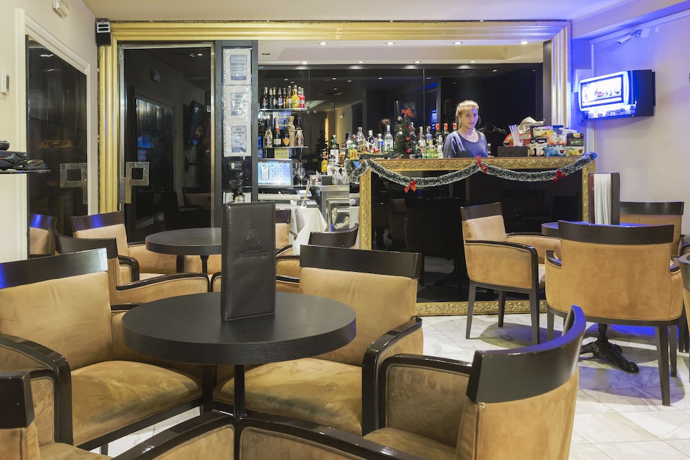 Hotel Lounge