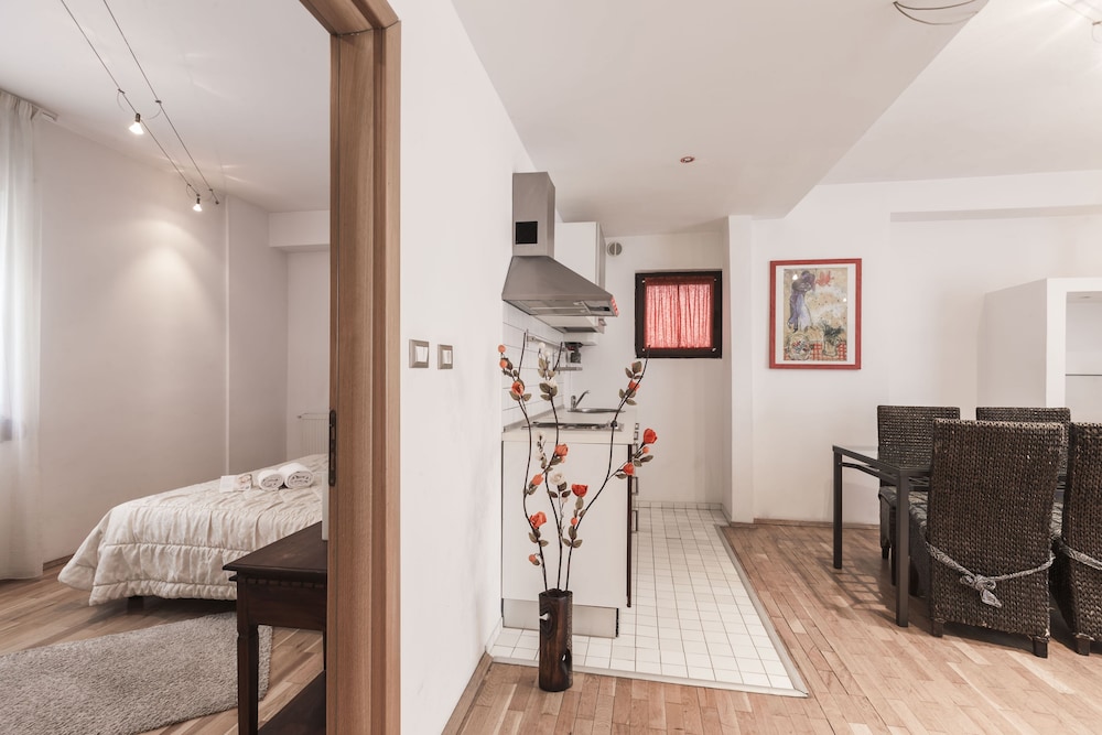 In-Room Kitchen