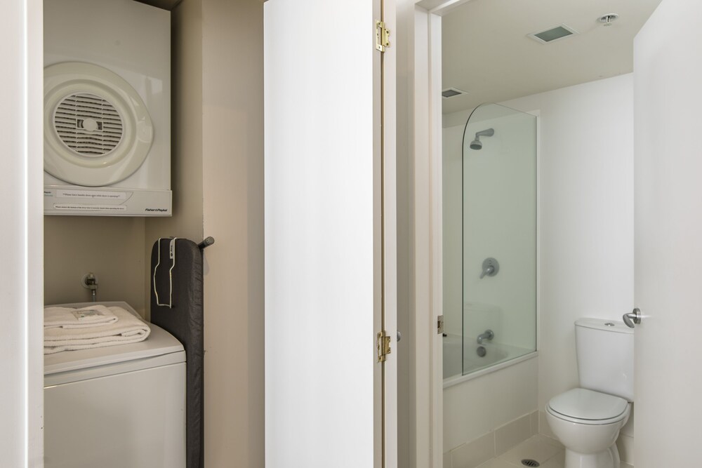 Suite, 2 Bedrooms - Guestroom