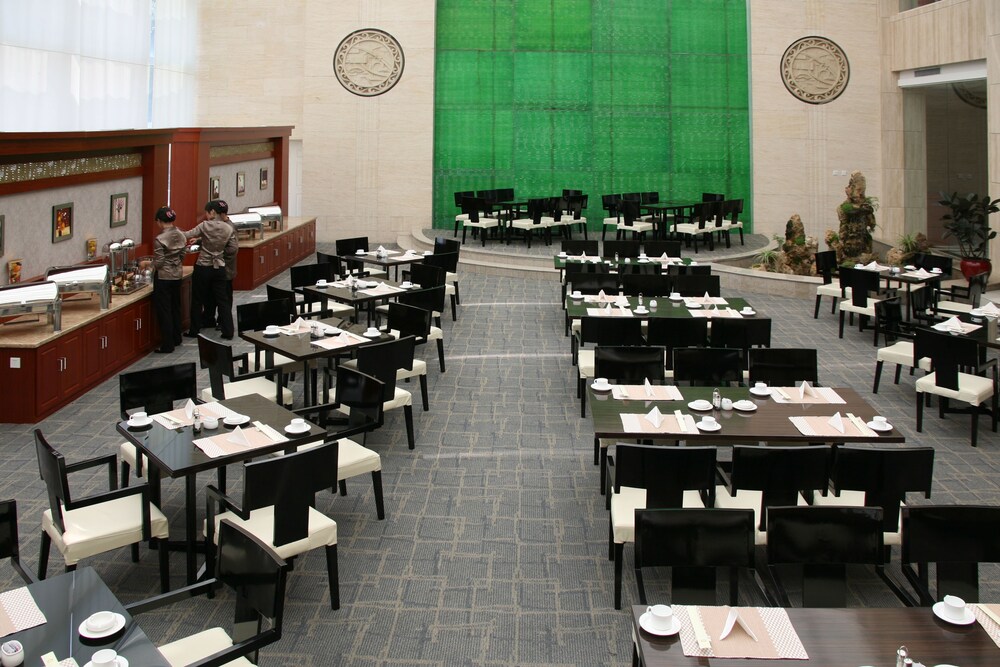 Food Court