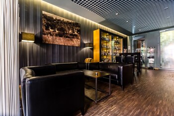 Hotel Bar