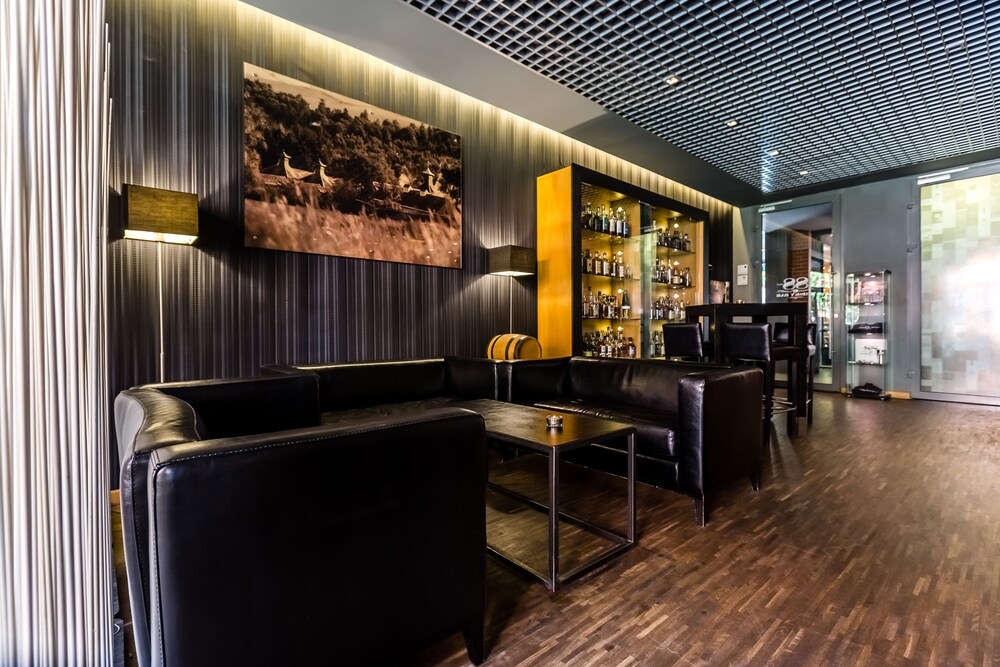Hotel Bar