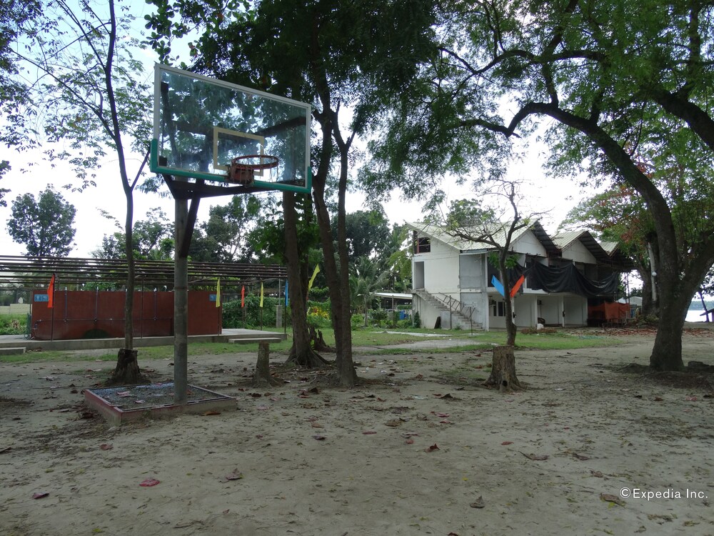 Jardines del establecimiento