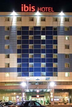 Hotel Front - Evening/Night