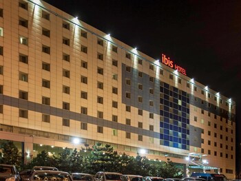 Hotel Front - Evening/Night