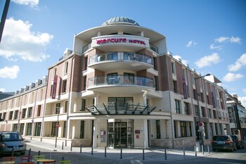 Hotel Front