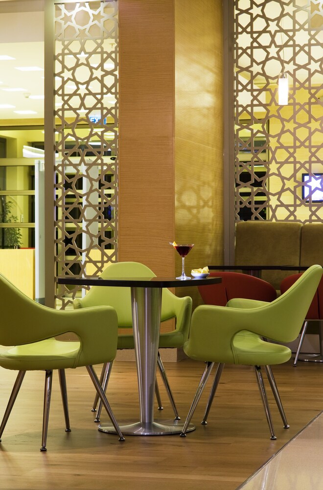 Hotel Lounge