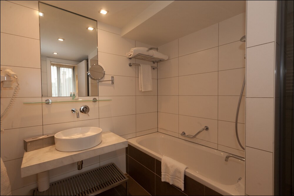 Badkamer: Executive tweepersoonskamer