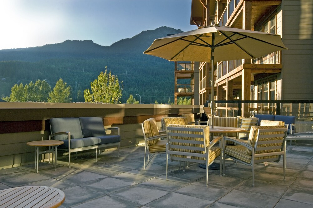 Sundeck