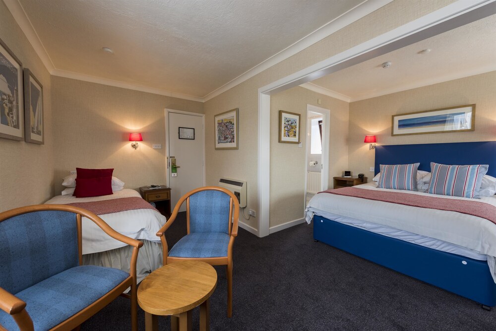 Guestroom