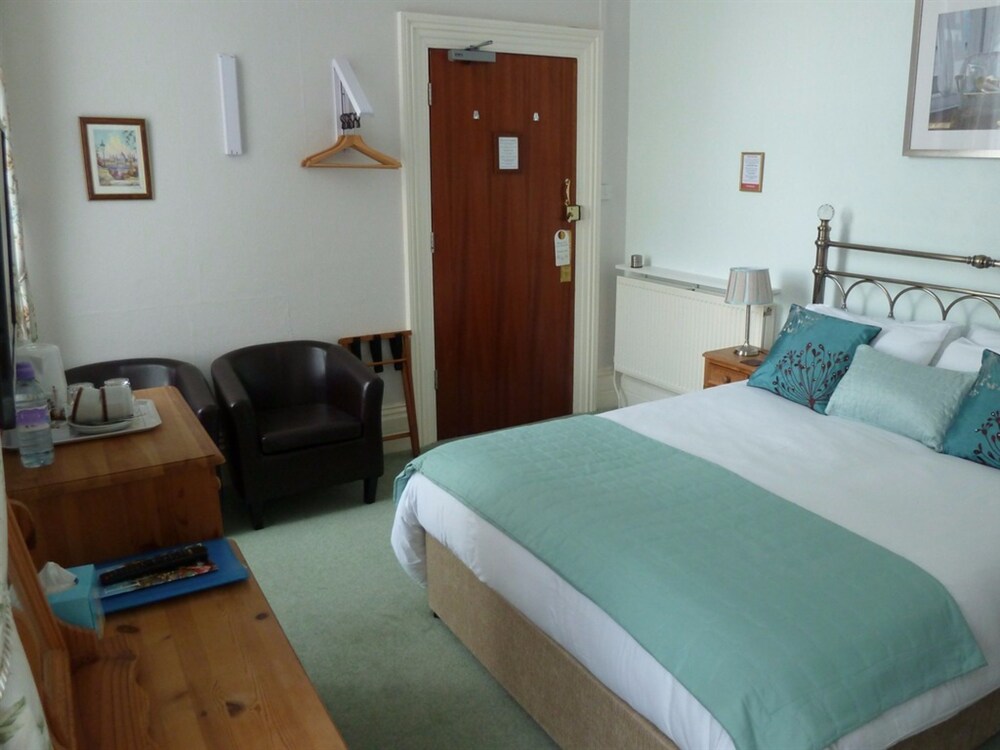 Guestroom