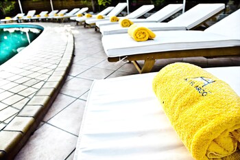 Sundeck