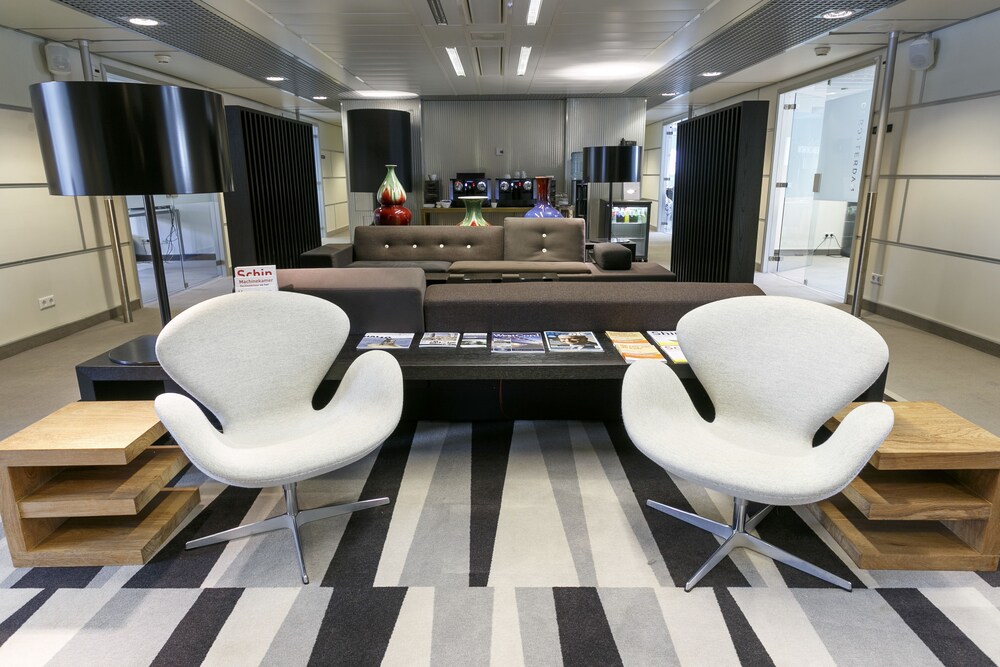 Executive Lounge