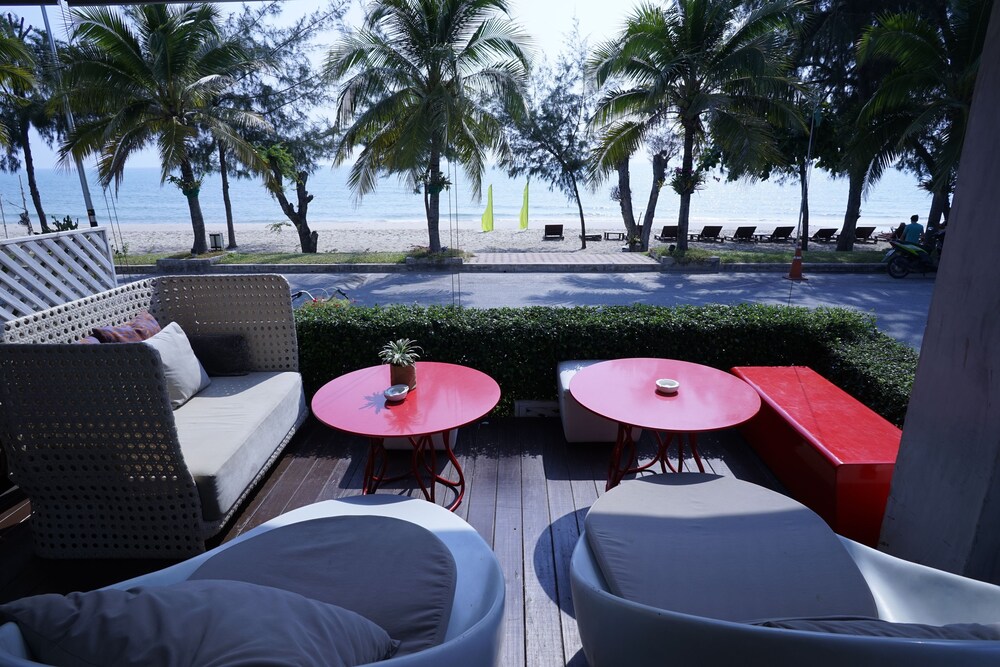 Hotel Bar