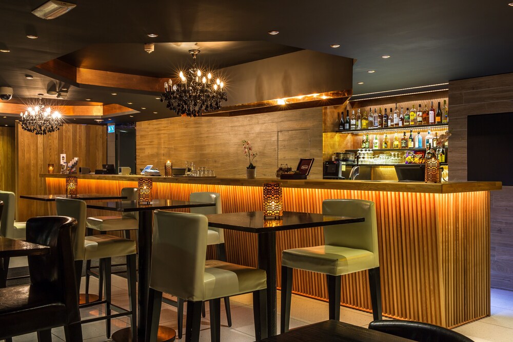 Lobby-Lounge