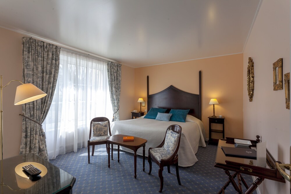 Guestroom