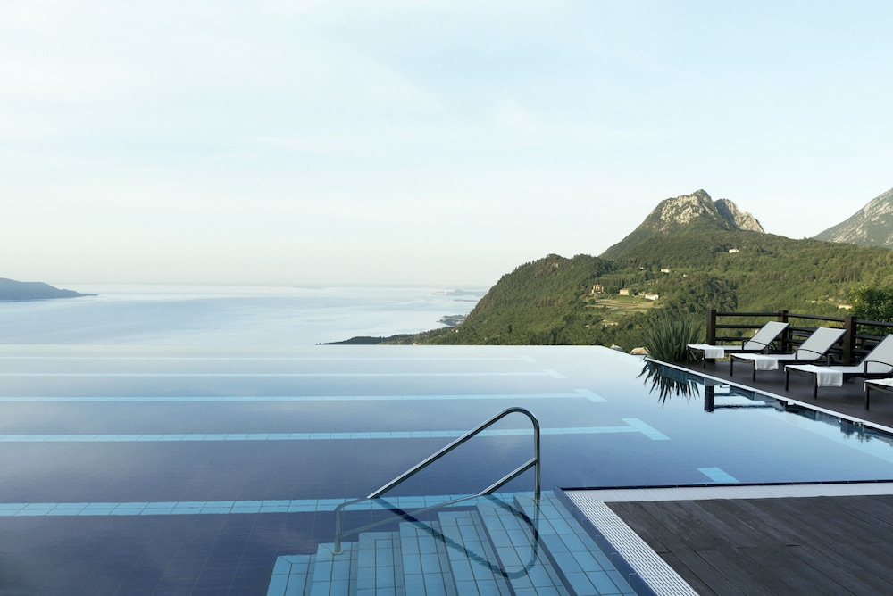 Pool auf dem Dach