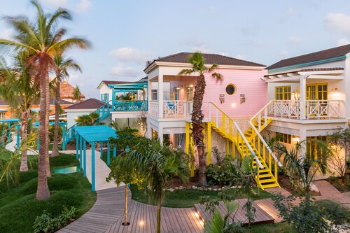 Boardwalk Boutique Hotel