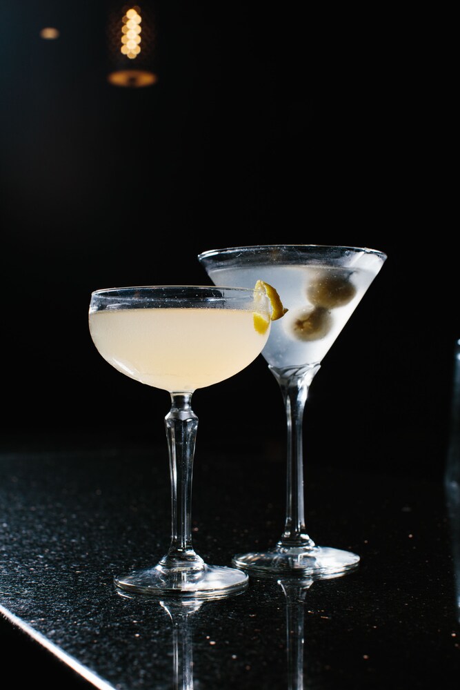 Hotel Bar