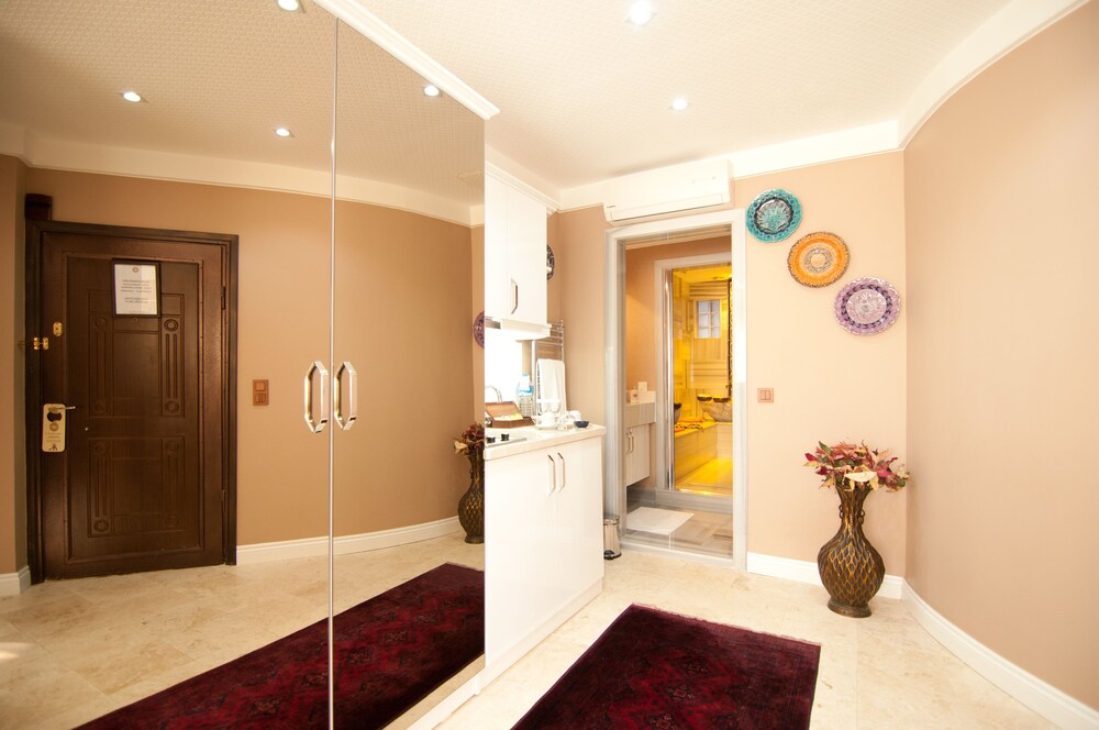 In-Room Kitchen