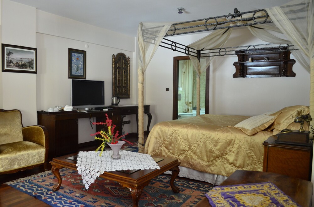 Guestroom
