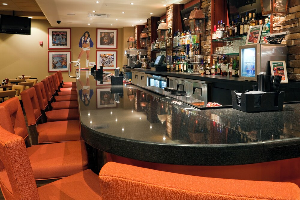 Hotel Bar