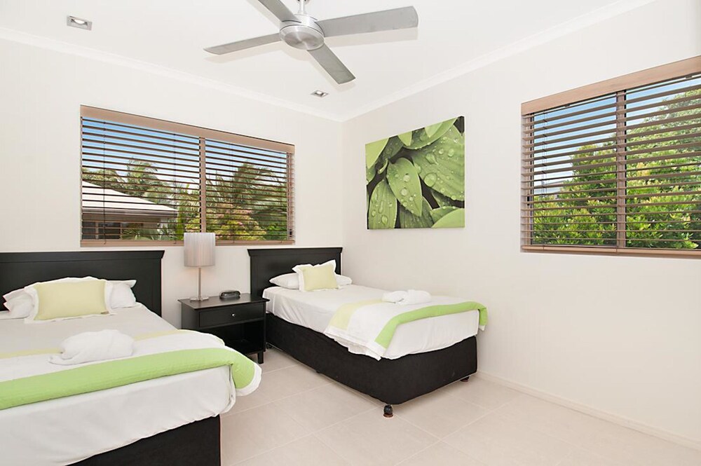 3 Bedroom River Front Apartment, - Guestroom