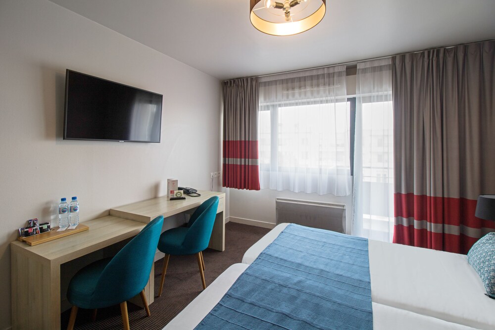 Superior Studio, 2 Twin Beds, Kitchenette - Room
