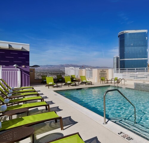 SpringHill Suites by Marriott Las Vegas Convention Center