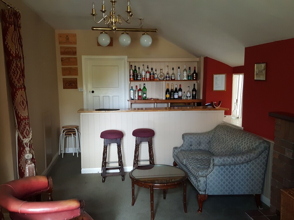 Hotel Bar