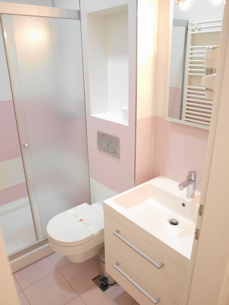 Standard Apartment, 1 Bedroom - Bathroom