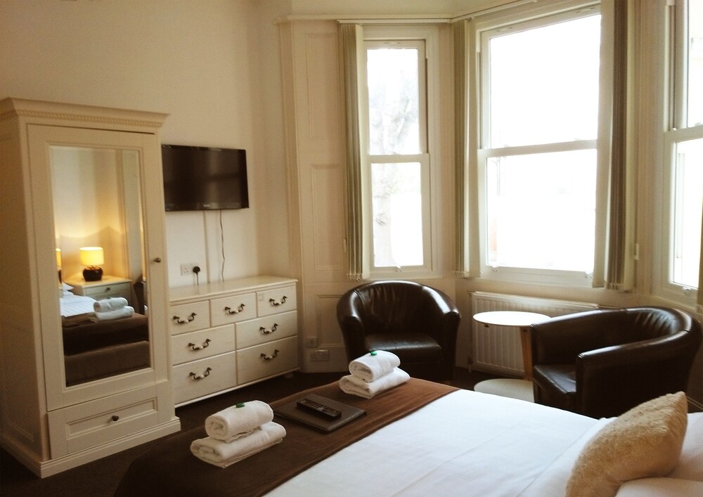 Guestroom