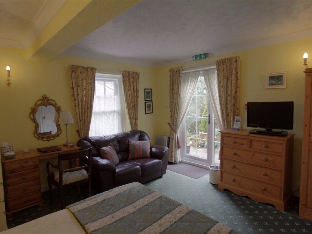 Guestroom