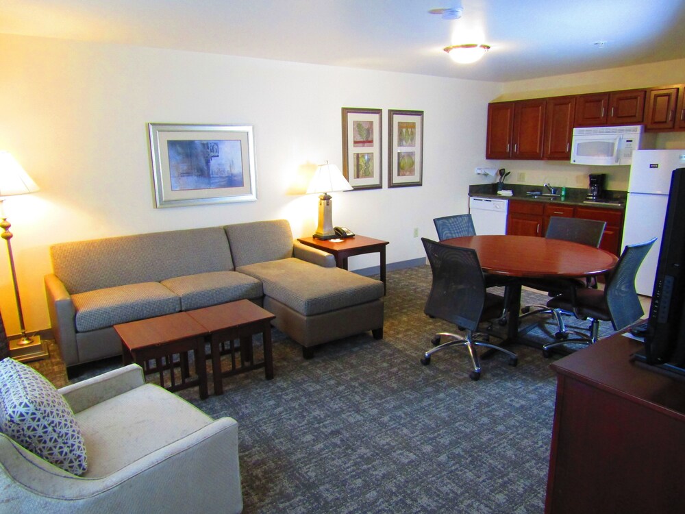 Suite, 1 Bedroom, Kitchen, River View - Guestroom