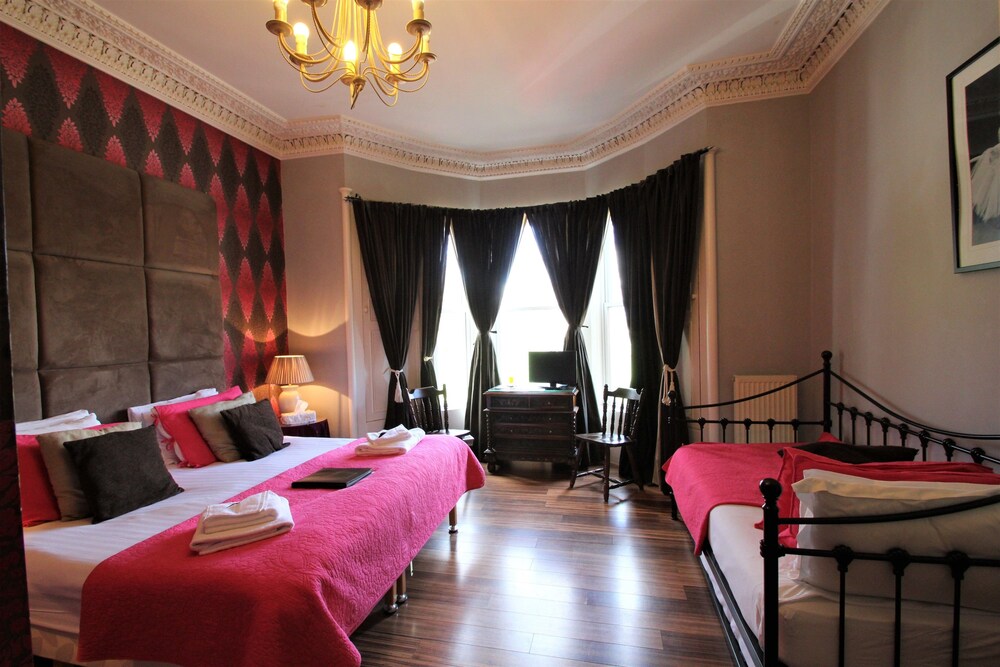 Guestroom