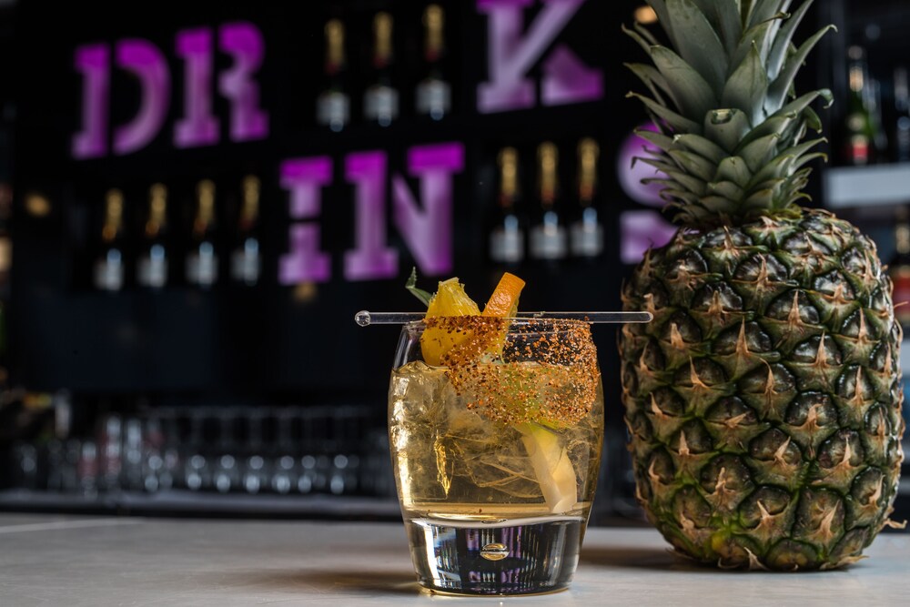 Hotel Bar