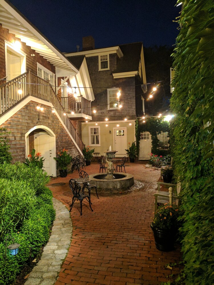 Courtyard View